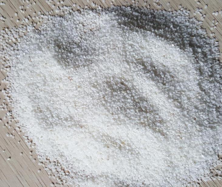 光伏级99.9%高纯石英砂：新能源赛道的“效能核心”